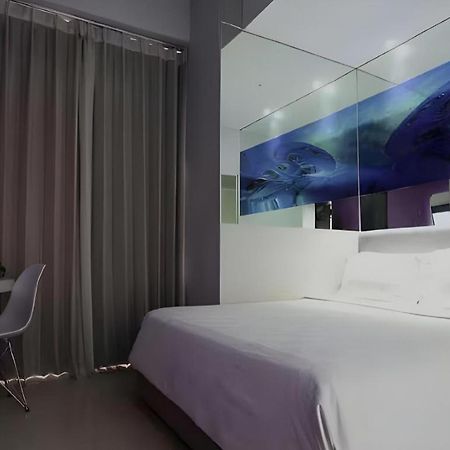 G Suites Hotel By Amithya Surabaya Eksteriør billede