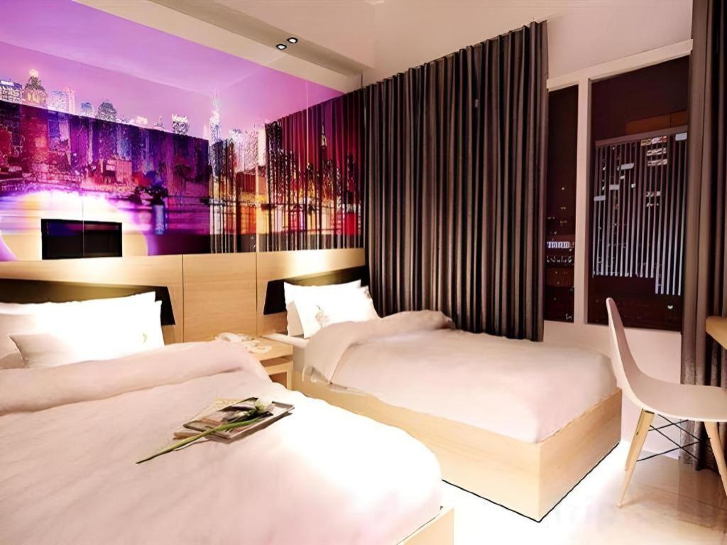 G Suites Hotel By Amithya Surabaya Eksteriør billede