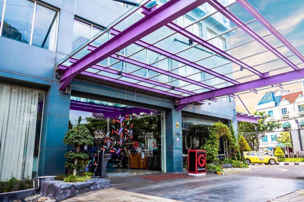 G Suites Hotel By Amithya Surabaya Eksteriør billede