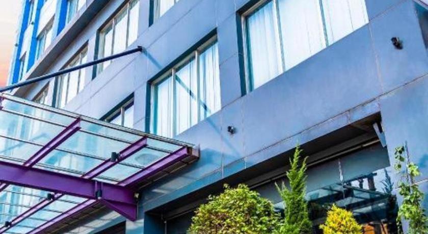 G Suites Hotel By Amithya Surabaya Eksteriør billede