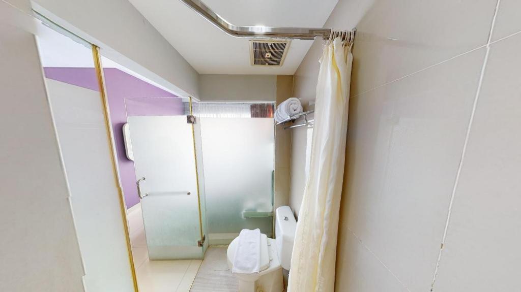 G Suites Hotel By Amithya Surabaya Eksteriør billede
