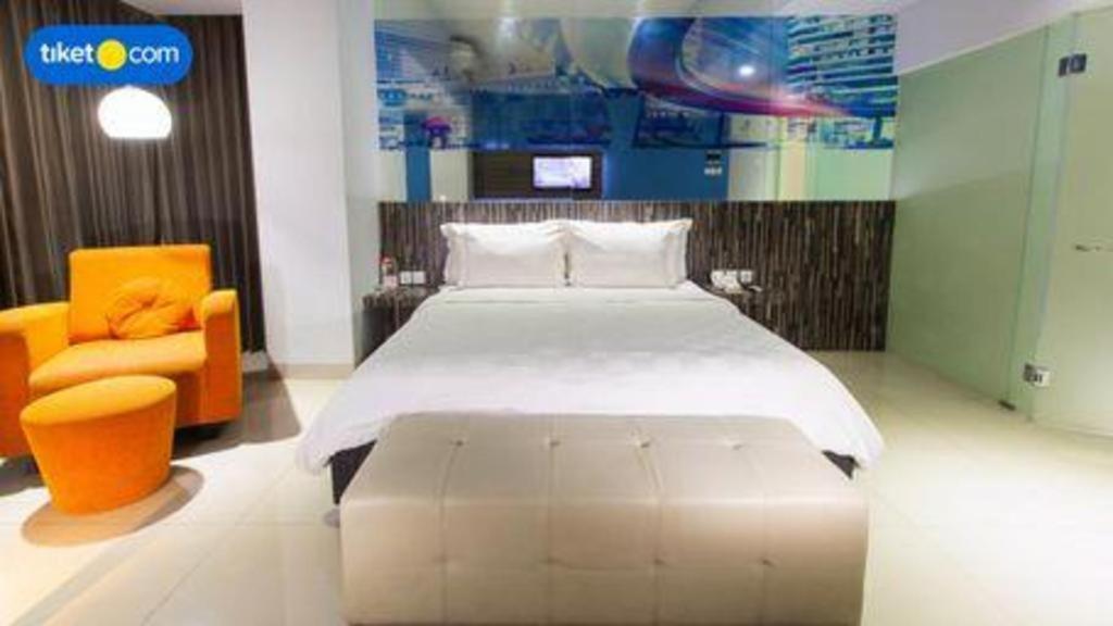 G Suites Hotel By Amithya Surabaya Eksteriør billede
