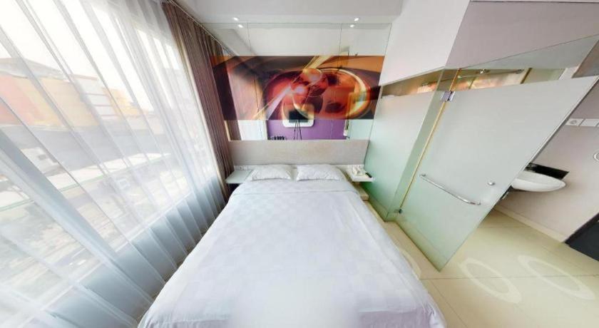 G Suites Hotel By Amithya Surabaya Eksteriør billede