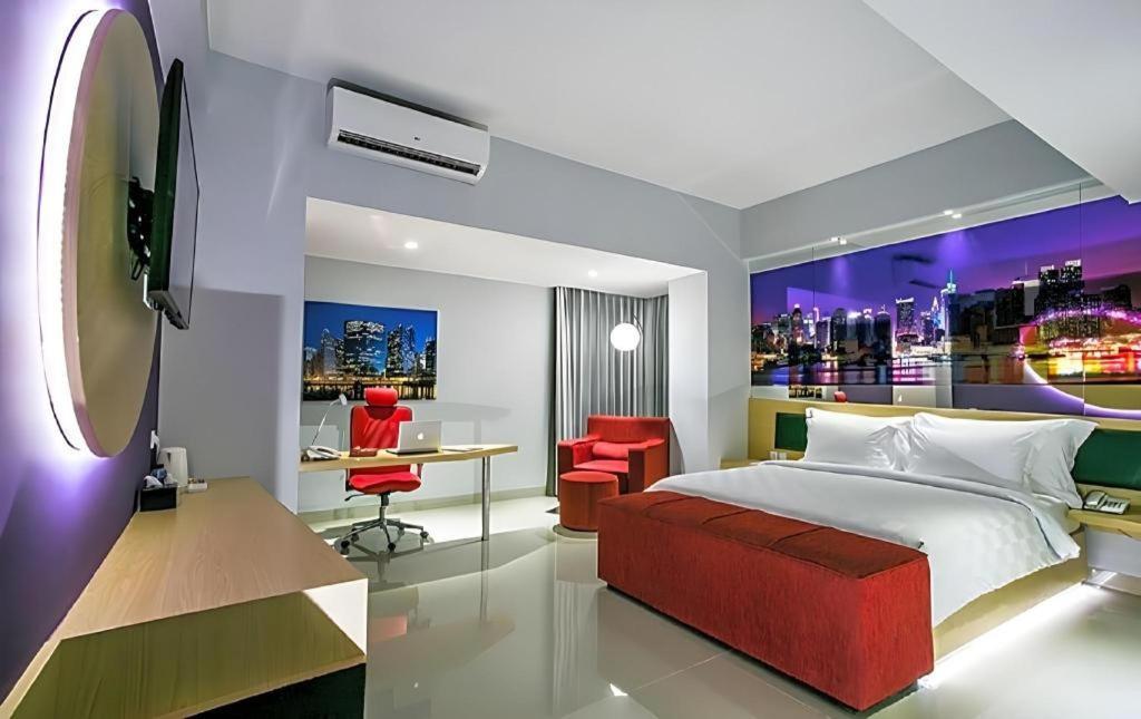 G Suites Hotel By Amithya Surabaya Eksteriør billede